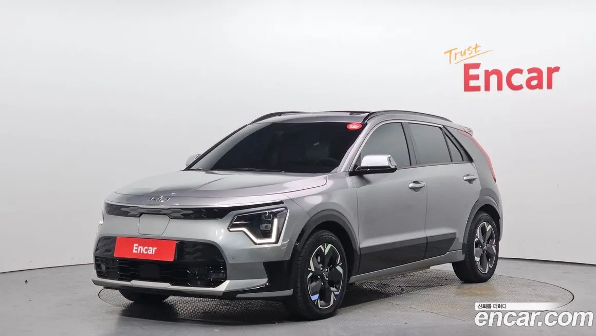 Kia Niro — фото 1