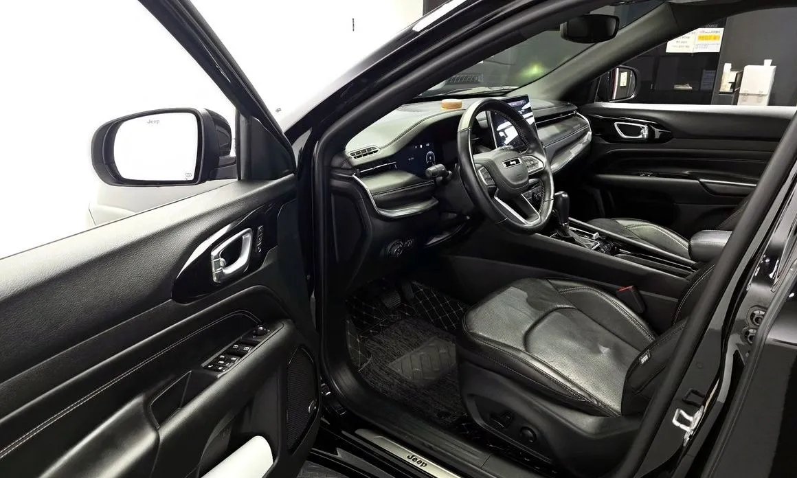 Jeep Compass 2022 из KR, фото 8