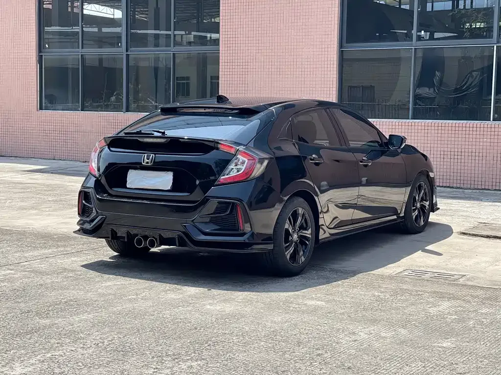Honda Civic — фото 7