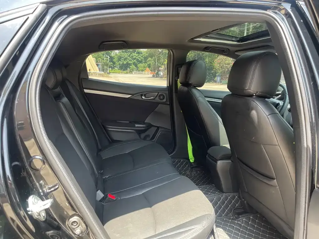 Honda Civic — фото 2