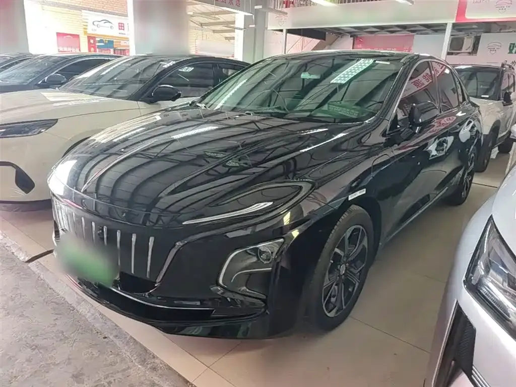 Hongqi E-QM5 — фото 10