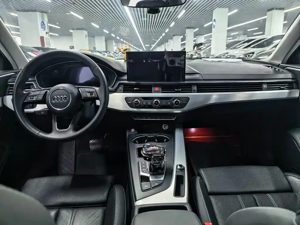 Audi A4L — фото 10