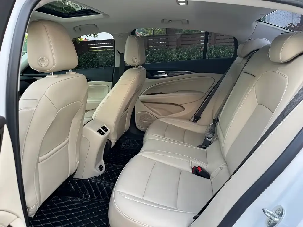 Buick Regal — фото 7