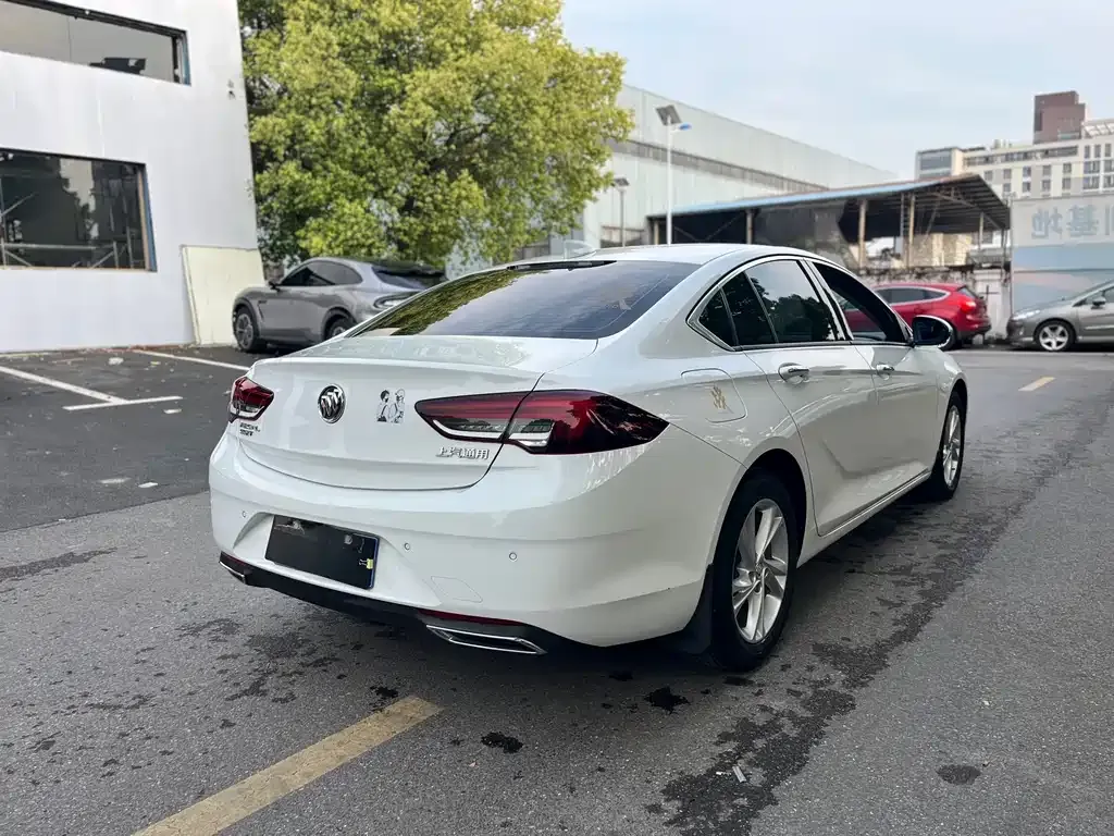 Buick Regal — фото 9
