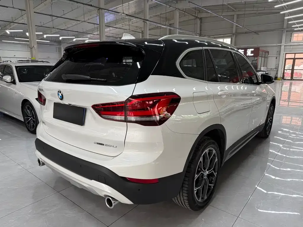 BMW X1 — фото 4