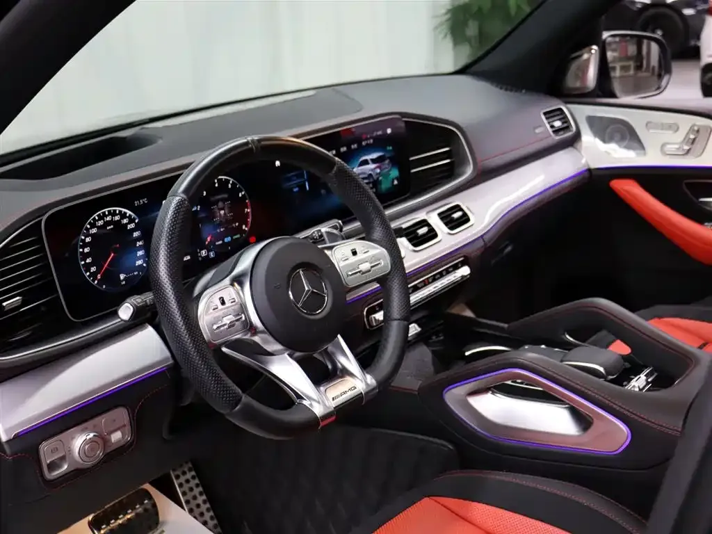 Mercedes-Benz GLE AMG — фото 10