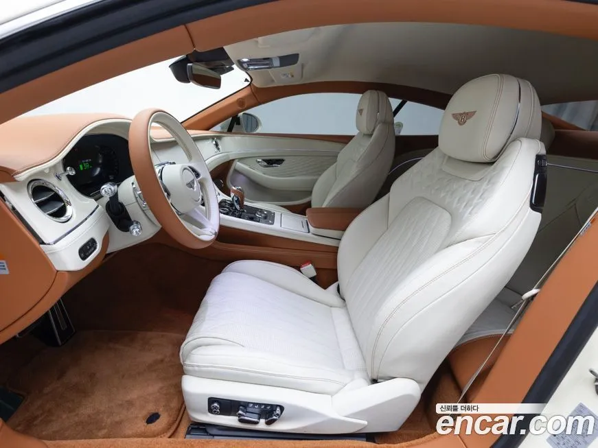 Bentley Continental 2026 из KR, фото 7
