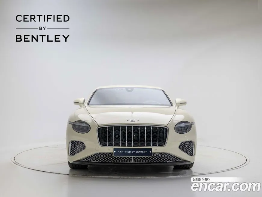 Bentley Continental 2026 из KR, фото 5