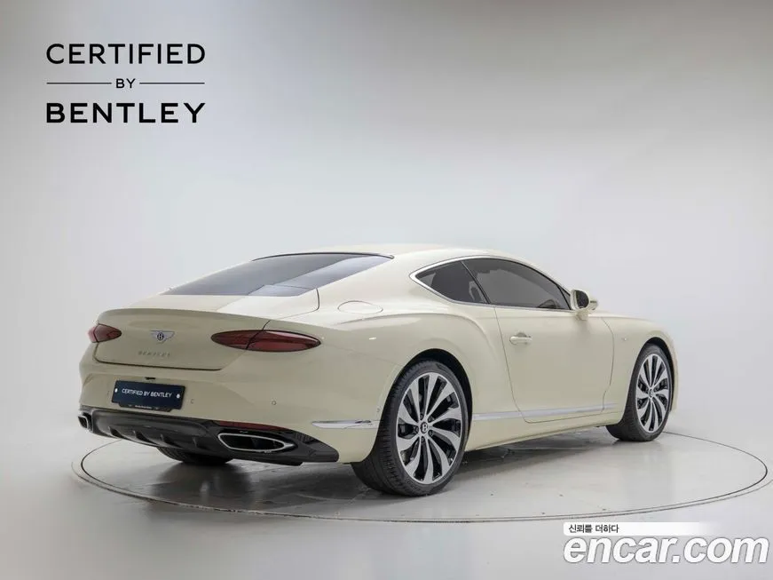 Bentley Continental 2026 из KR, фото 4