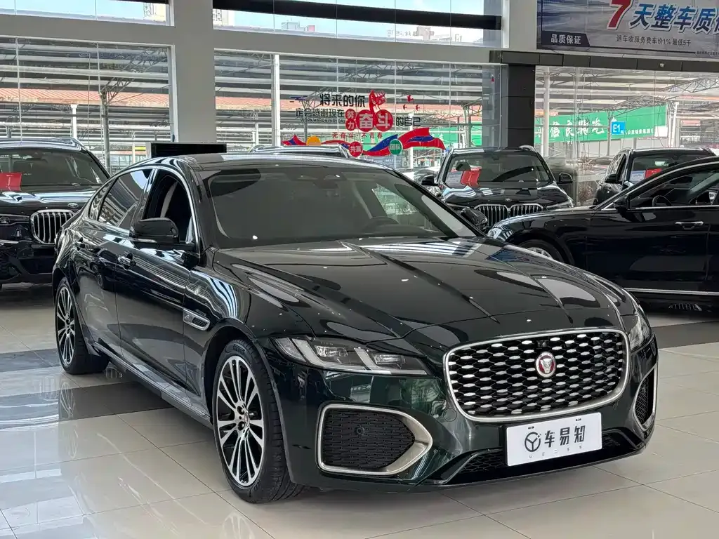 Jaguar XFL — фото 10