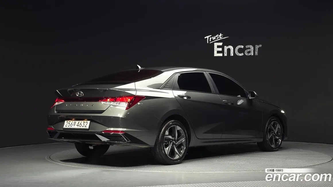 Hyundai AVANTE — фото 8
