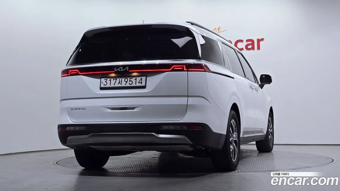 Kia Carnival — фото 2