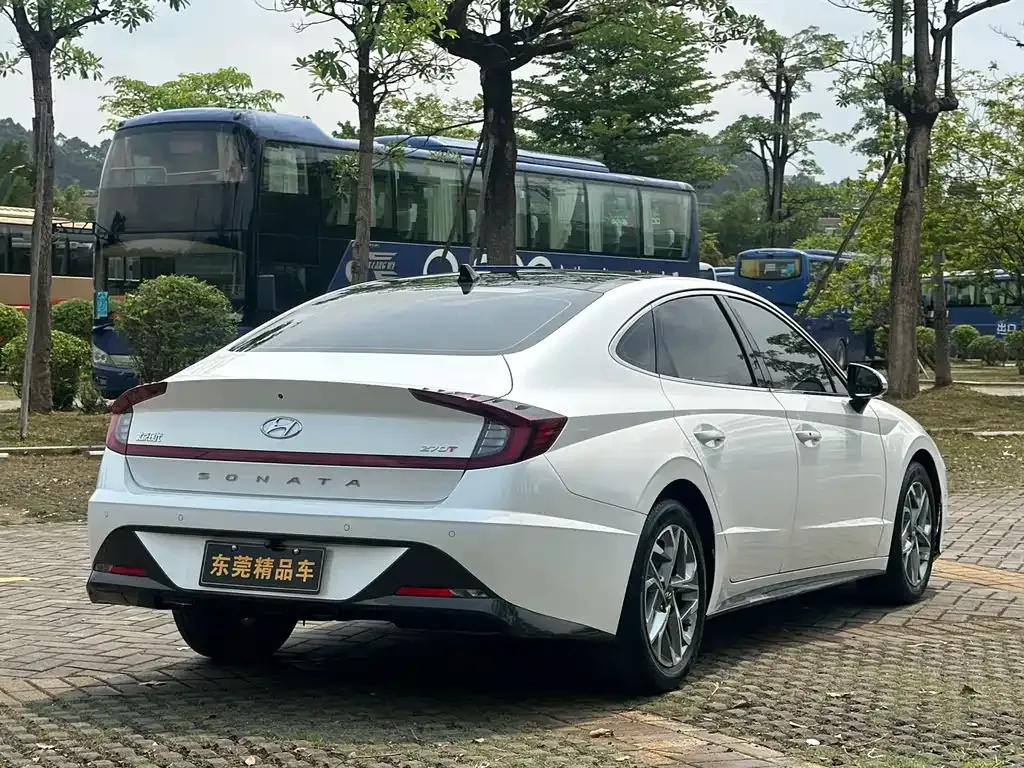 Hyundai Sonata — фото 7
