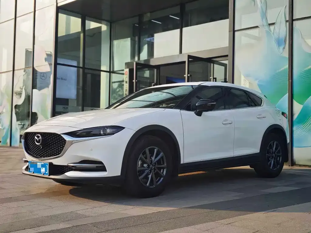 Mazda CX-4 — фото 1