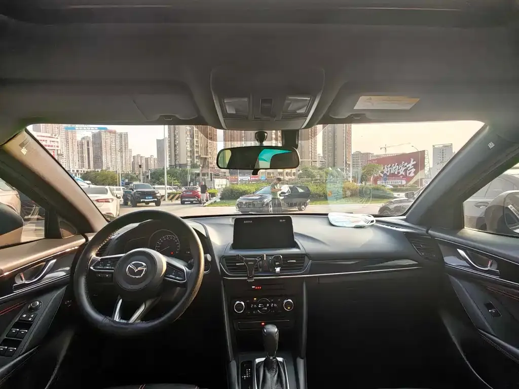 Mazda CX-4 — фото 3