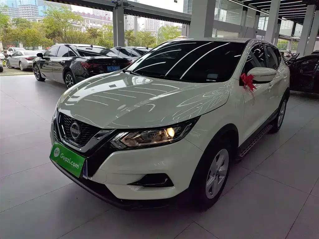 Nissan Qashqai — фото 5