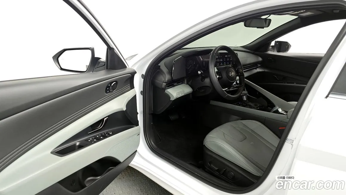 Hyundai AVANTE — фото 9