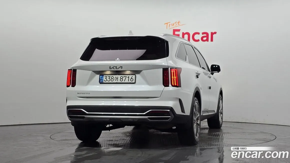 Kia Sorento — фото 3