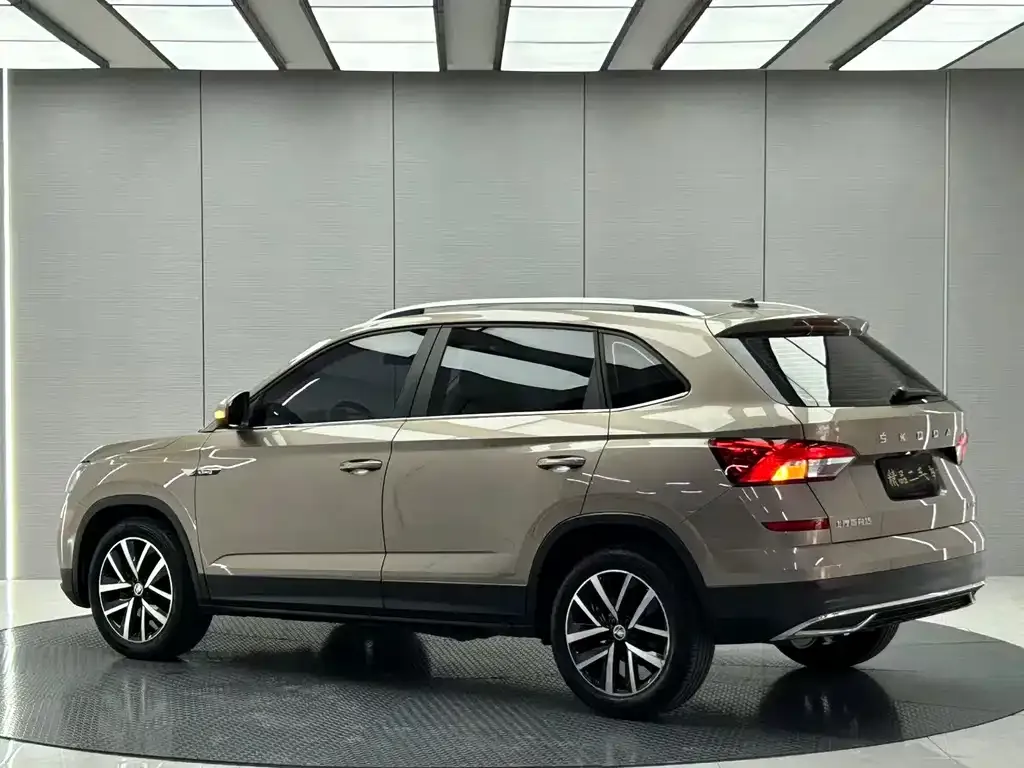 Skoda Kamiq — фото 2
