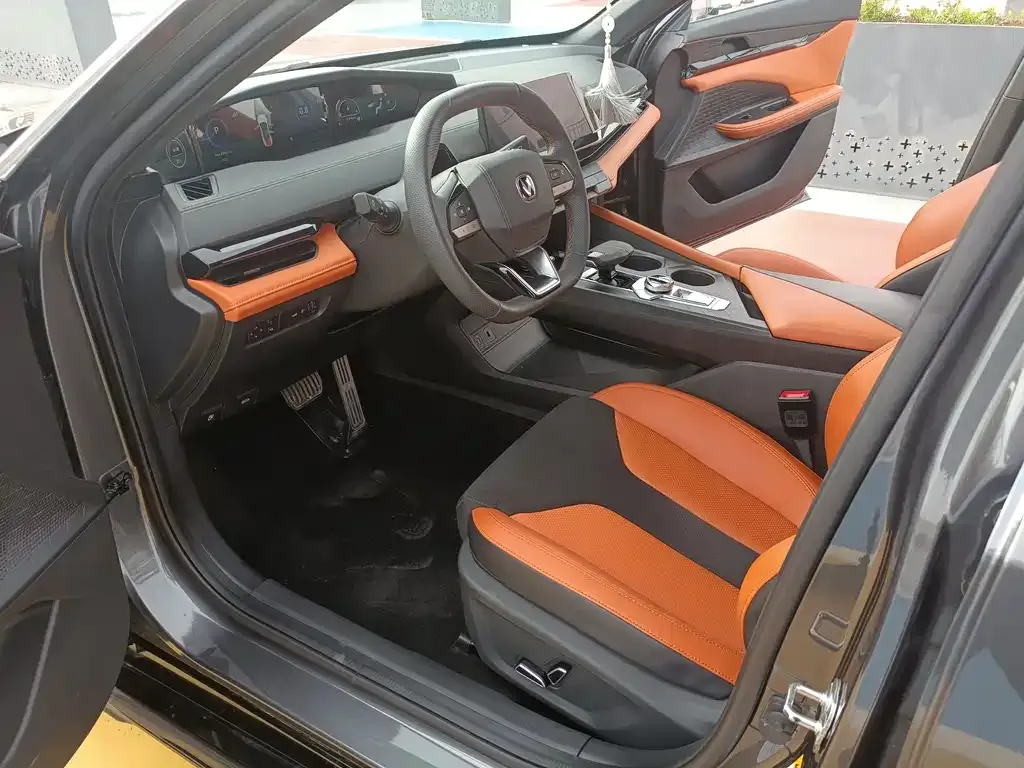 Changan UNI-V 2024 из CN, фото 9