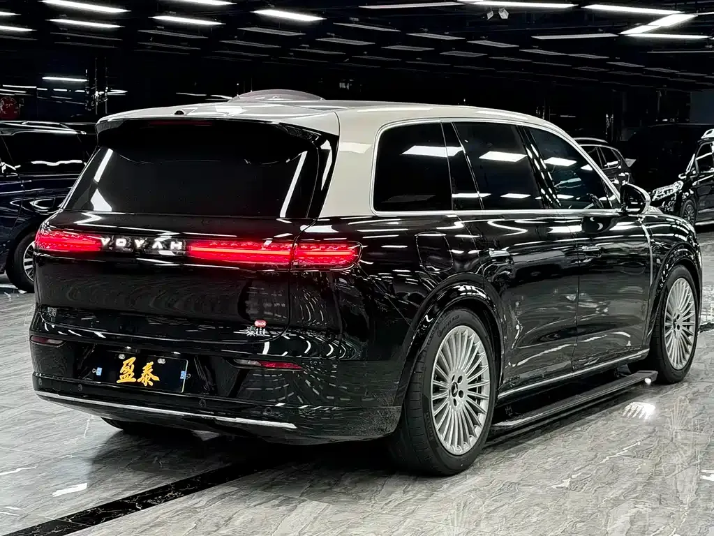 VOYAH Lantu Taishan 2025 из CN, фото 8