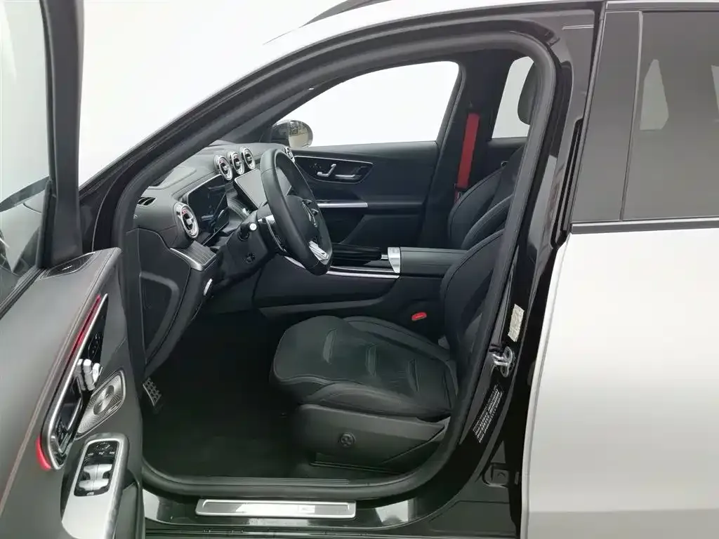 Mercedes-Benz GLC AMG 2024 из CN, фото 9