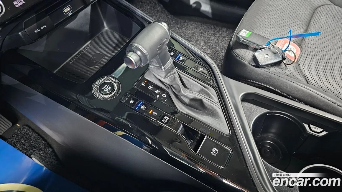 Kia Niro — фото 10