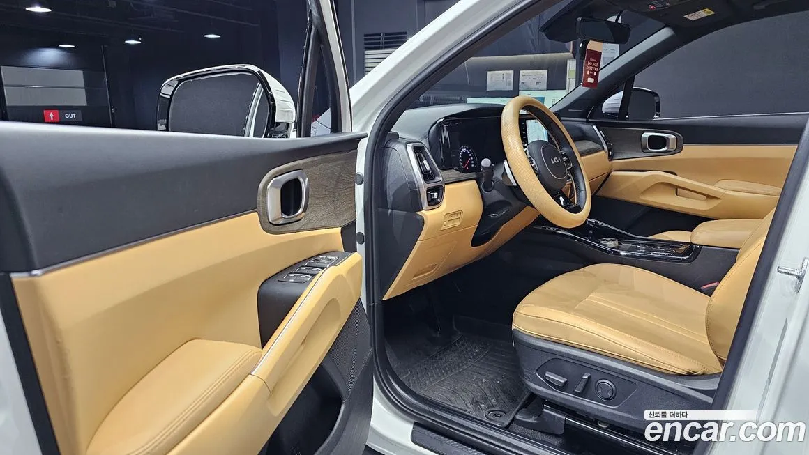 Kia Sorento — фото 9
