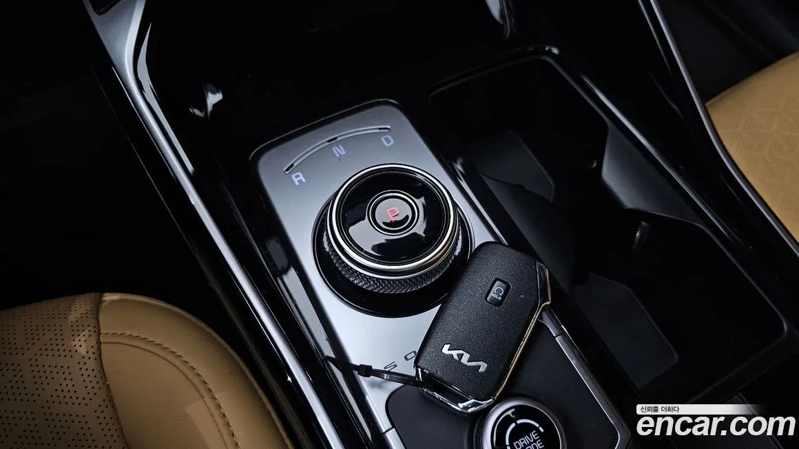 Kia Sorento — фото 5