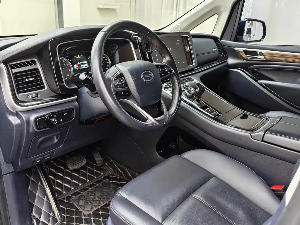 GAC Motor Trumpchi M8 — фото 3
