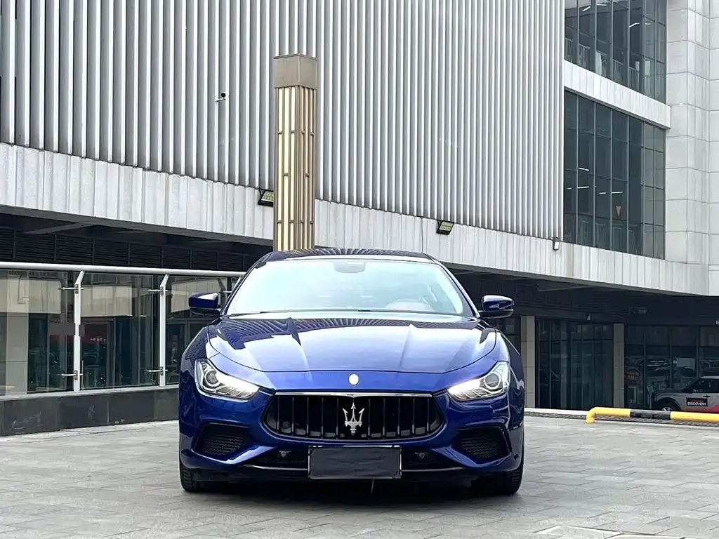 Maserati Ghibli — фото 7