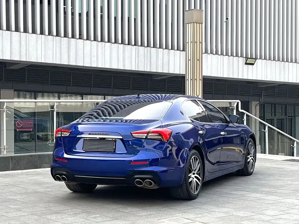 Maserati Ghibli — фото 8