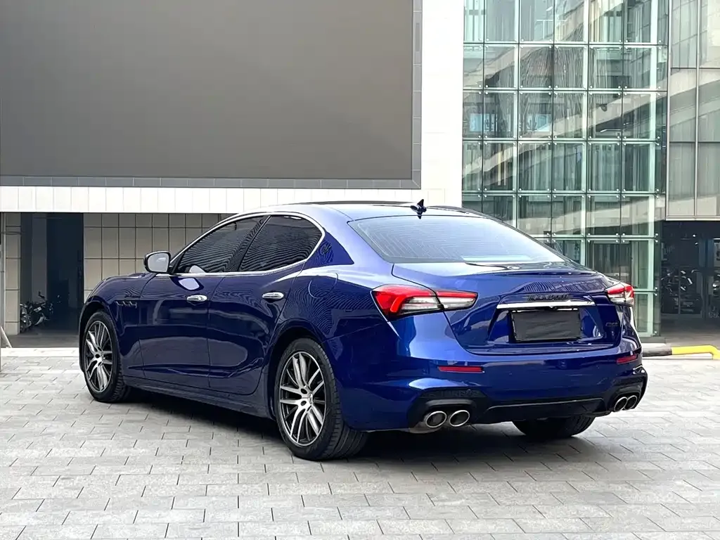 Maserati Ghibli — фото 6