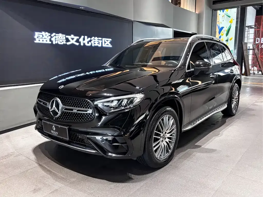 Mercedes-Benz GLC — фото 1