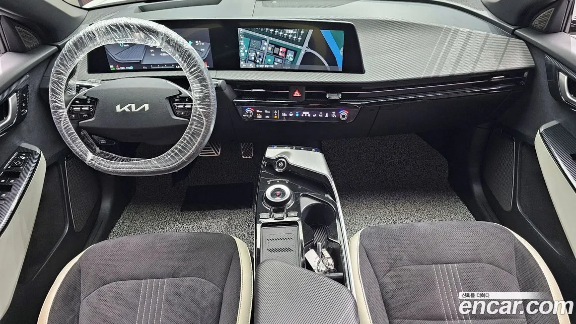 Kia EV6 — фото 8