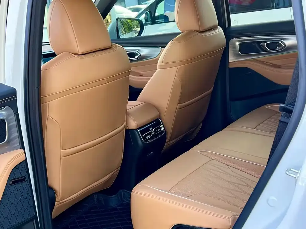 GAC Motor Trumpchi GS8 — фото 4