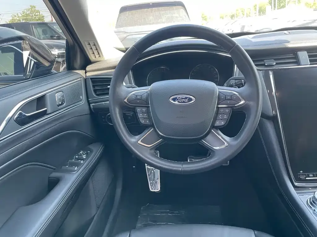 Ford Taurus 2021 из CN, фото 8