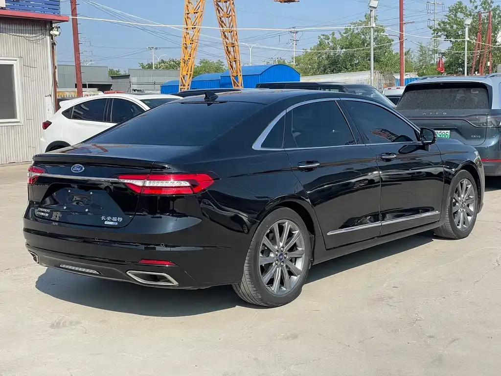 Ford Taurus 2021 из CN, фото 10