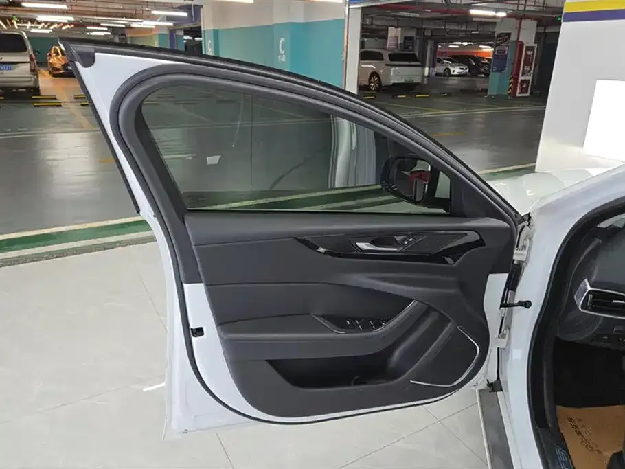 Jaguar XEL 2022 из CN, фото 8