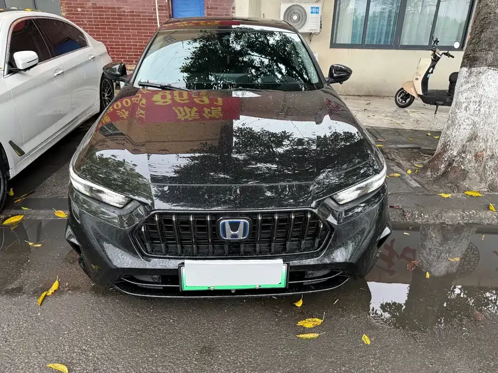 Honda Inspire PHEV 2023 из CN, фото 5