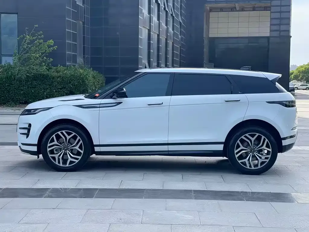 Land Rover Evoque — фото 5