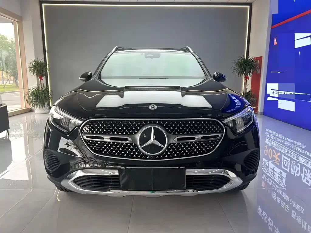 Mercedes-Benz GLC — фото 1