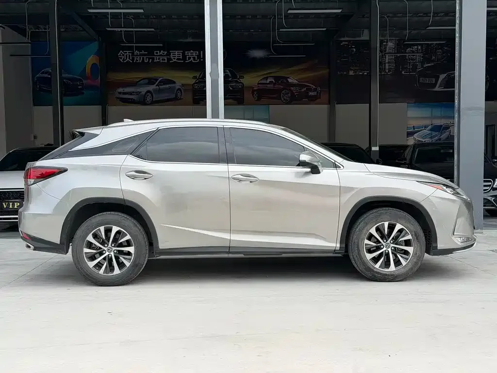 Lexus RX 2022 из CN, фото 2