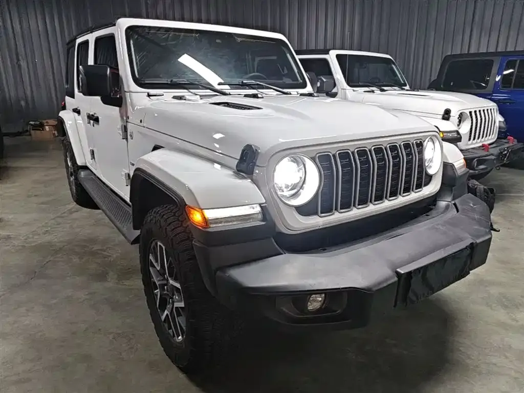 Jeep Wrangler — фото 2