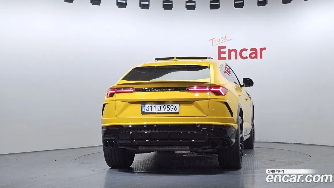Lamborghini Urus — фото 4