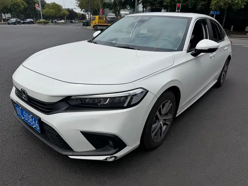 Honda Civic — фото 1