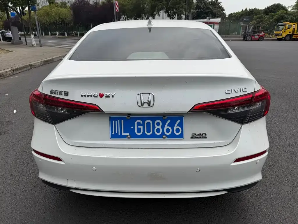 Honda Civic — фото 5