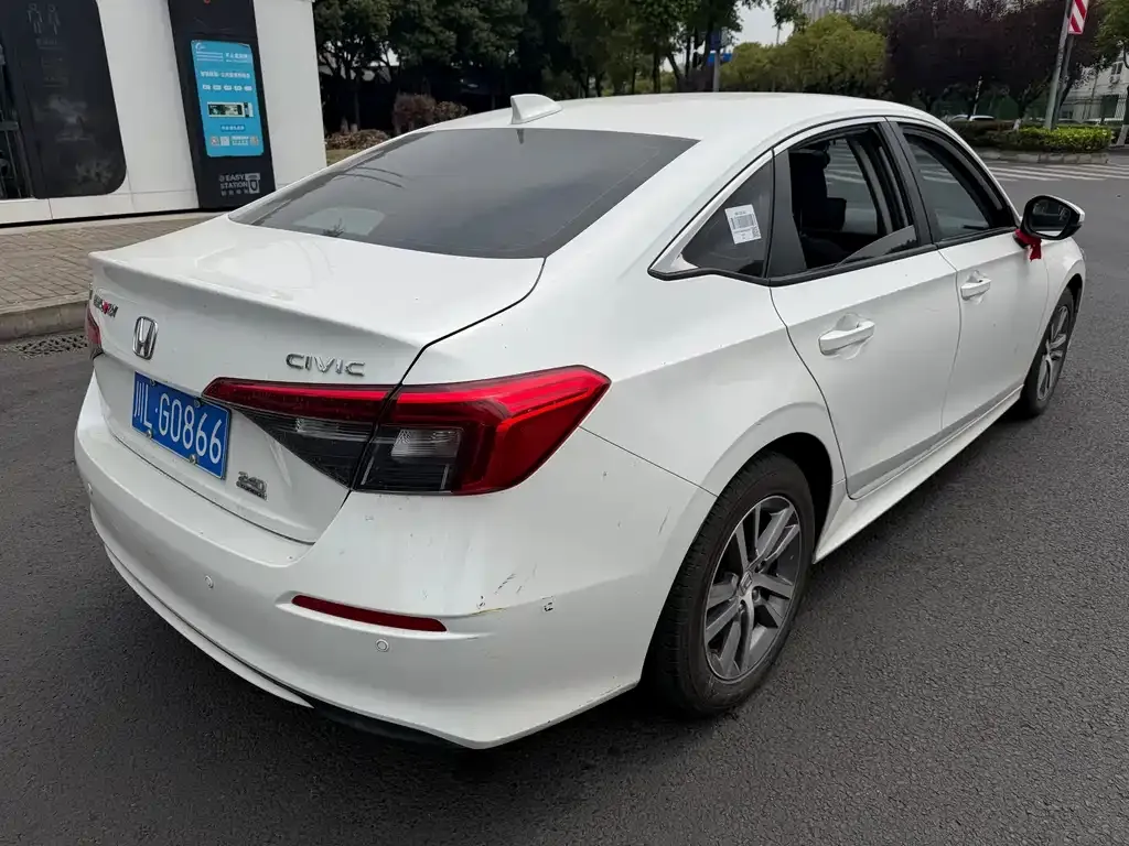 Honda Civic — фото 7