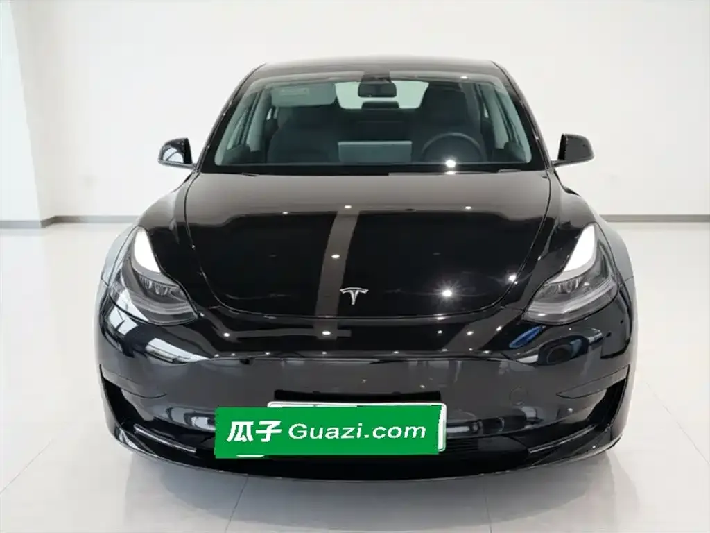 Tesla Model 3 — фото 5