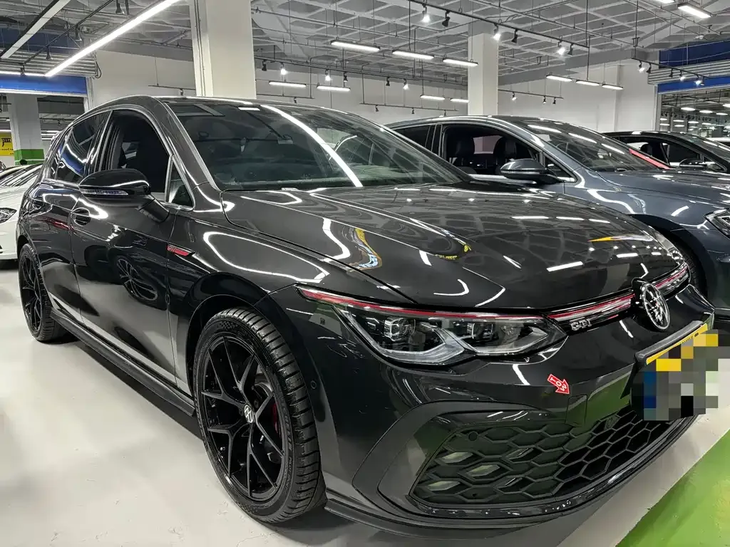 Volkswagen Golf GTI — фото 5